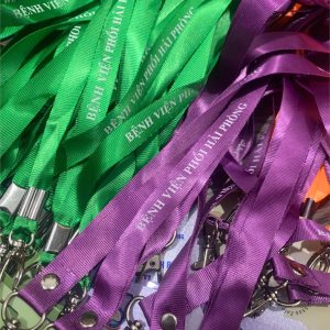 in dây đeo thẻ sự kiện