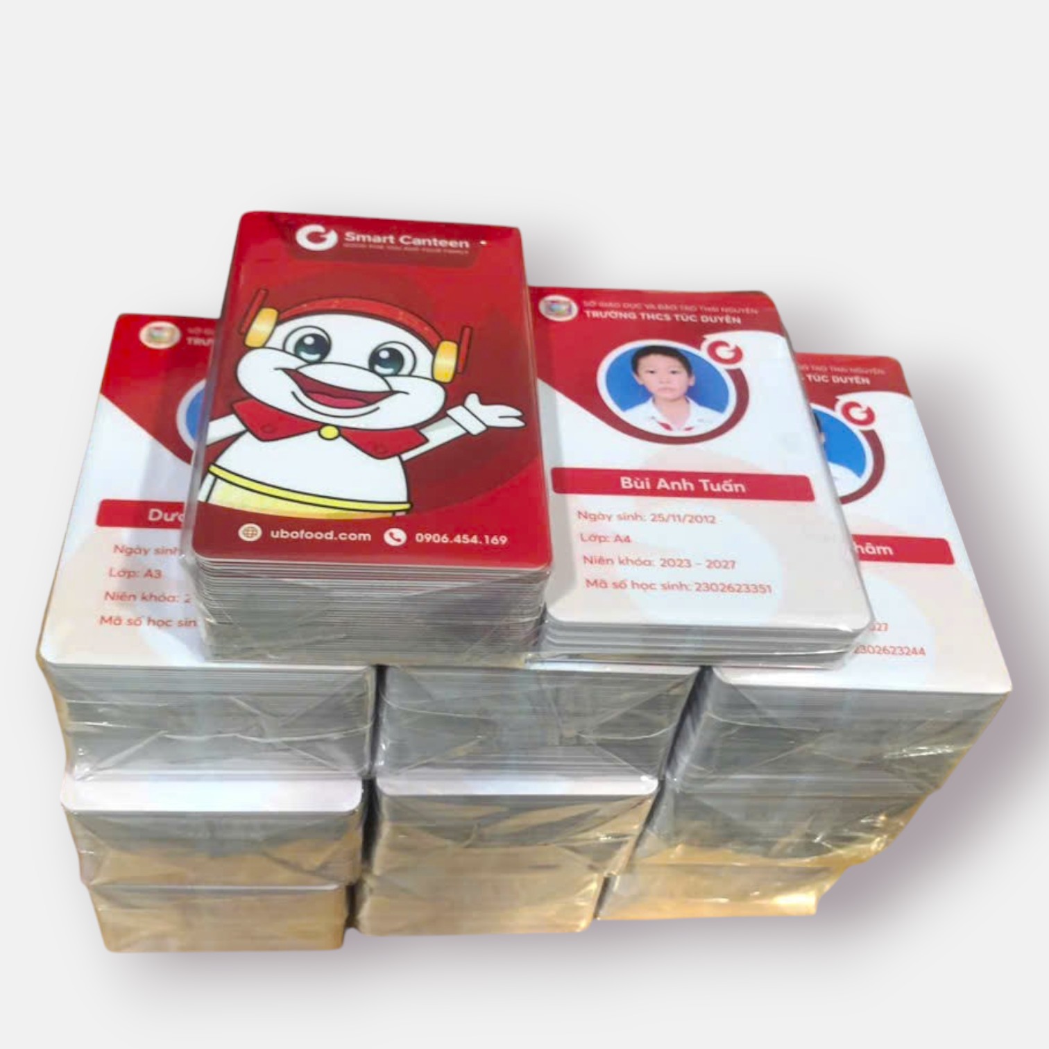 Thẻ học sinh có mã QR