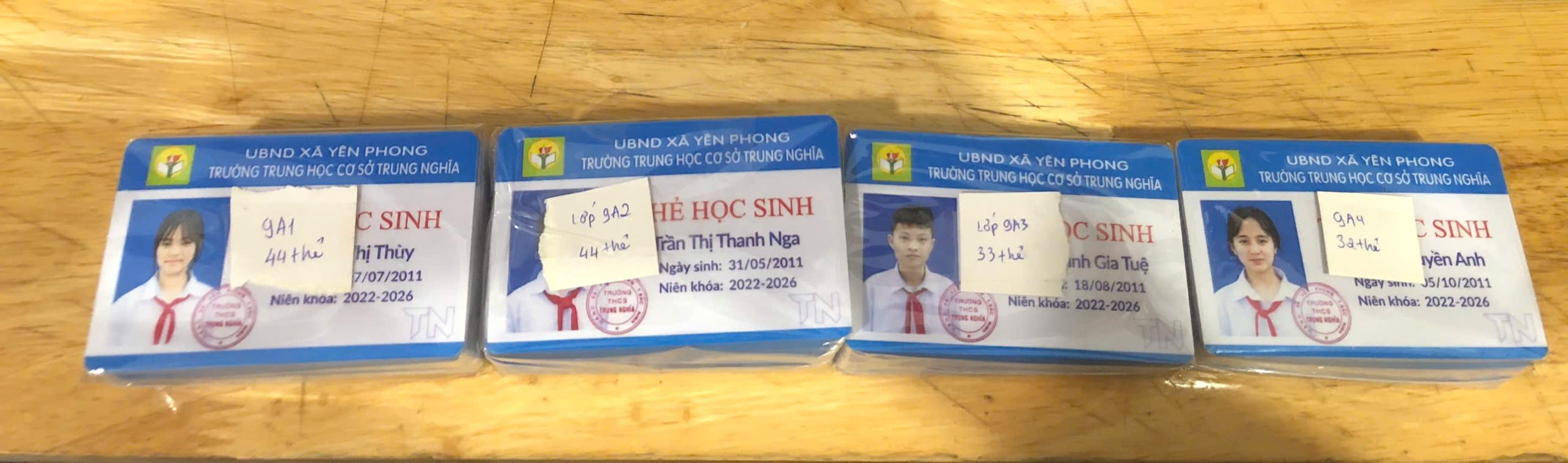 thẻ học sinh có ảnh