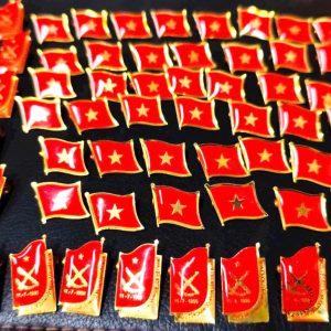 in phù hiệu đại hội hợp kim