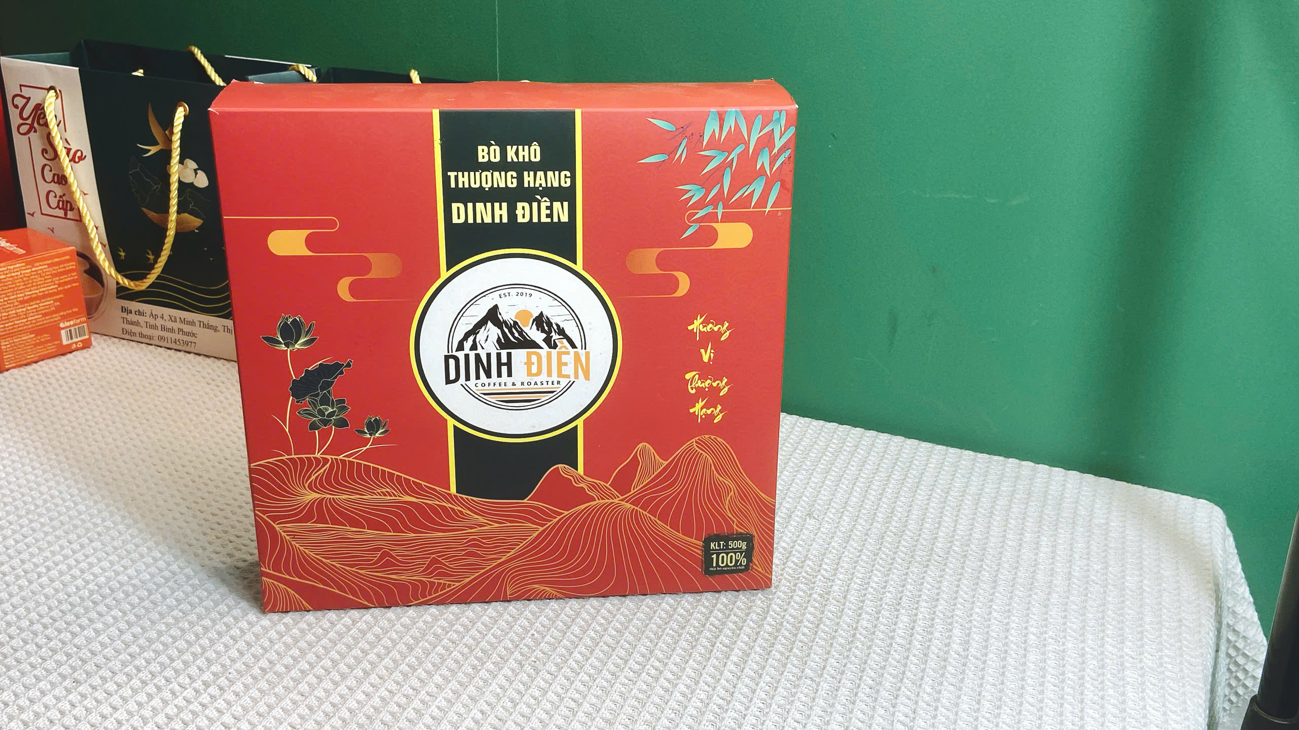 hộp nước mắm giấy cứng quà biếu